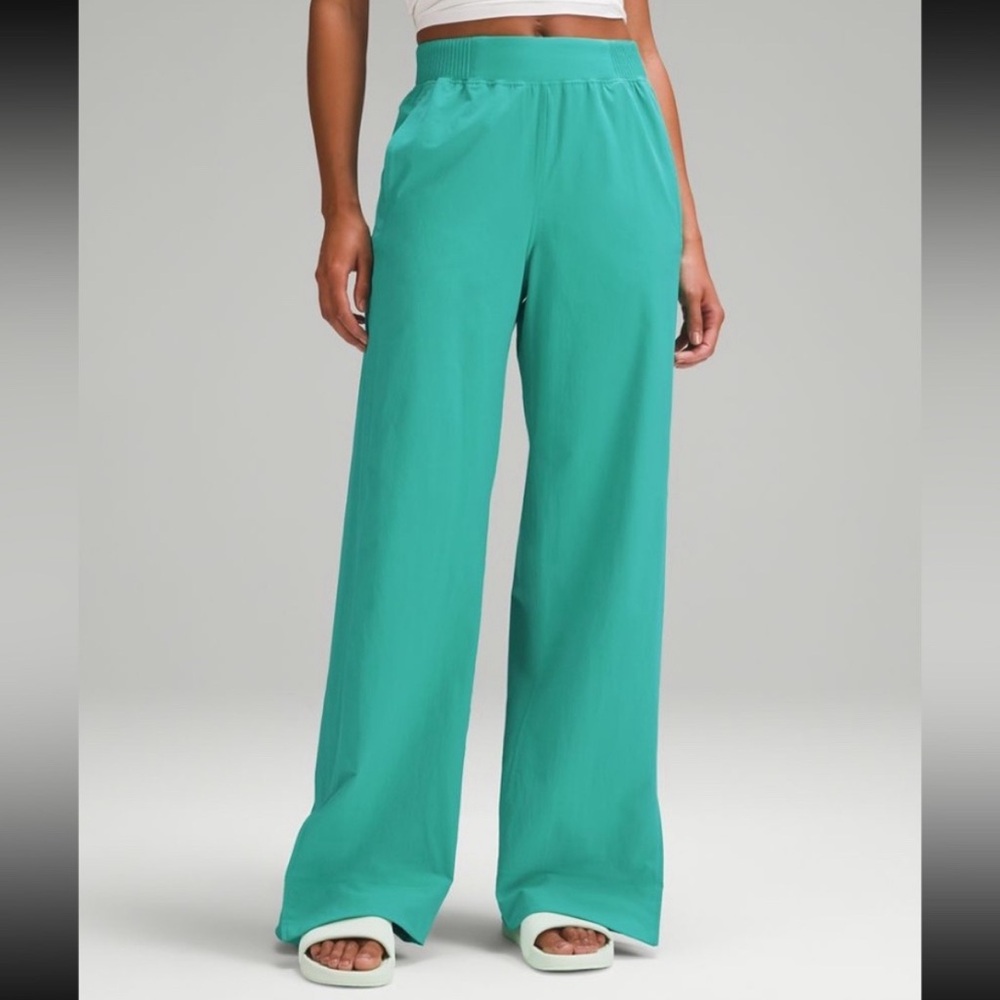 High rise wide leg Lulu pants